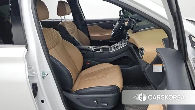 Hyundai The New Santa Fe 2023 Белый из Кореи, фото 2