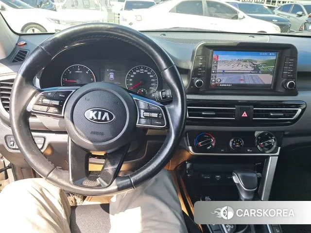 Kia Seltos 2020 Белый из Кореи, фото 2