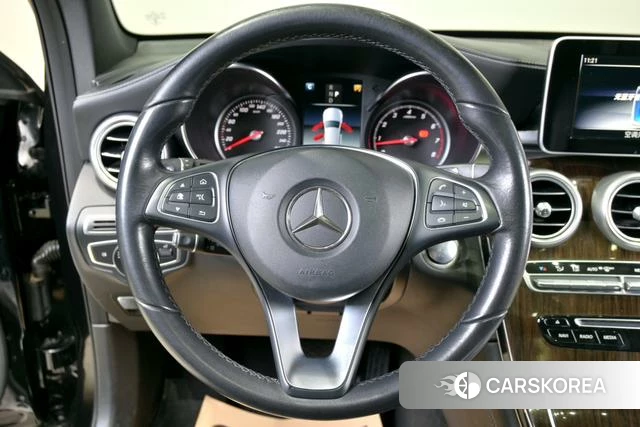 Mercedes-Benz GLC 2018 Черный из Китая, фото 2