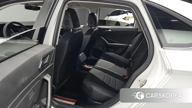 Volkswagen 7th Generation of Jetta 2020 Белый из Кореи, фото 2