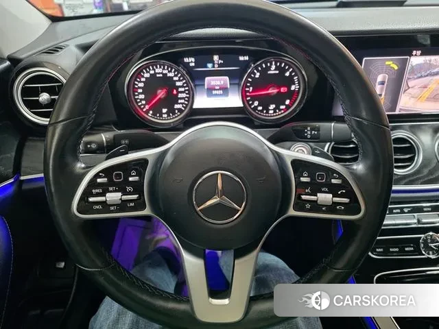 Mercedes-Benz E-Class W213 2020 Серый из Кореи, фото 2