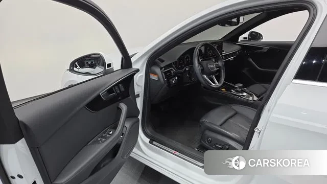 Audi A4 (B9) 2021 Белый из Кореи, фото 2