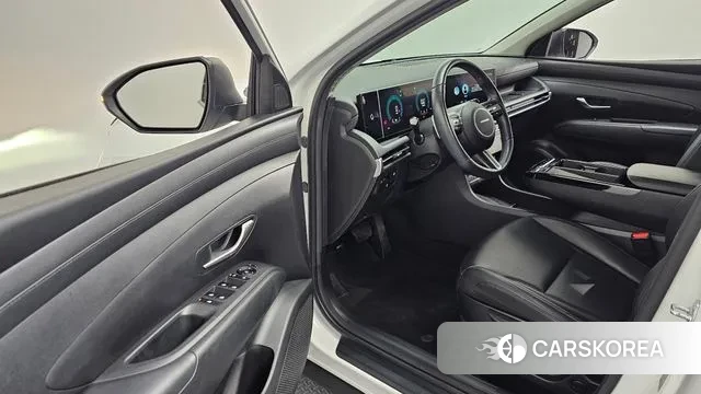 Hyundai The New Tucson (NX4) 2024 Белый из Кореи, фото 2