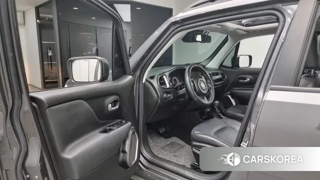 Jeep Renegade 2021 Серый из Кореи, фото 2