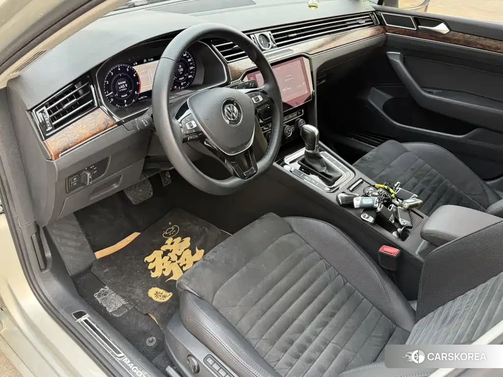 Volkswagen Magotan 2018 Champagne/brown из Китая, фото 2