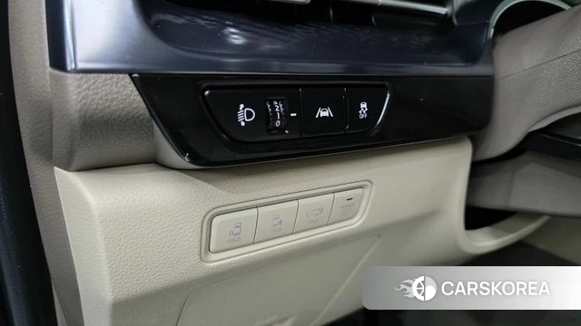 Kia Carnival 4th generation 2021 Черный из Кореи, фото 2