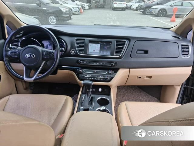 Kia The New Carnival 2018 Черный из Кореи, фото 2