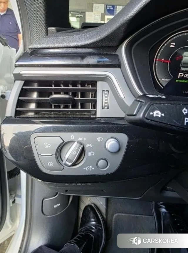 Audi A4 (B9) 2020 Белый из Кореи, фото 2