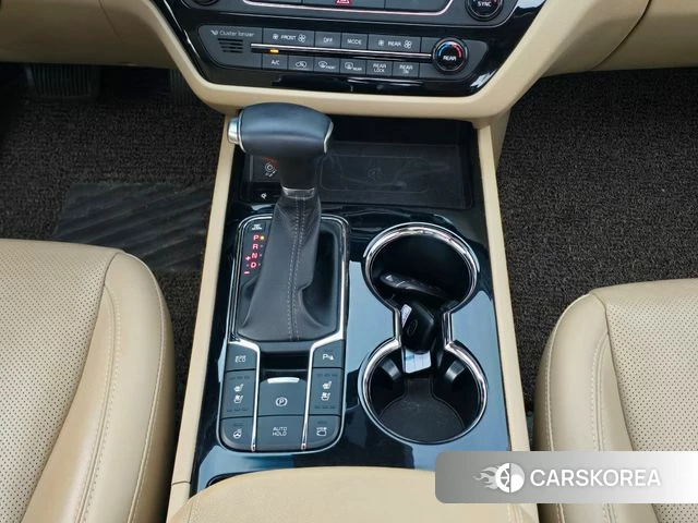 Kia The New Carnival 2018 Черный из Кореи, фото 2