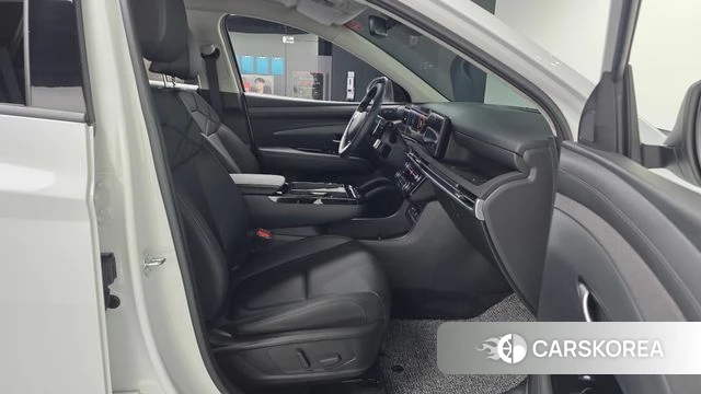 Hyundai The New Tucson (NX4) 2025 Белый из Кореи, фото 2