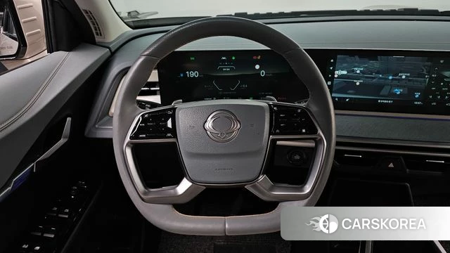 Ssangyong Torres EVX 2024 Жемчужный цвет из Кореи, фото 2