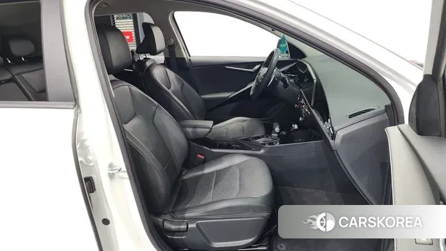 Kia Di Ol Nu Niro 2022 Белый из Кореи, фото 2