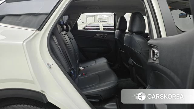 Kia Sportage 5th Generation 2022 Белый из Кореи, фото 2