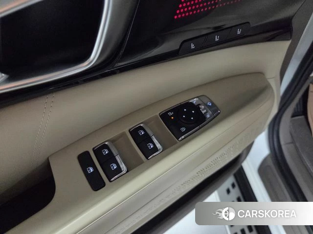 Kia The New Carnival 4th Generation 2025 Белый из Кореи, фото 2