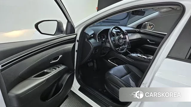 Hyundai Tucson (NX4) 2021 Белый из Кореи, фото 2