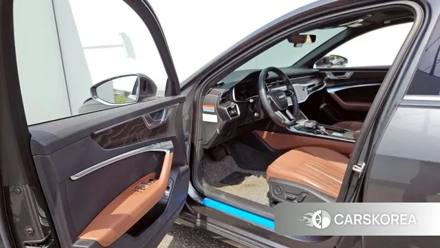 Audi A6 (C8) 2021 Серый из Кореи, фото 2