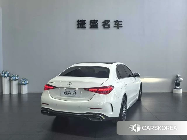 Mercedes-Benz Class C 2023 Белый из Китая, фото 2