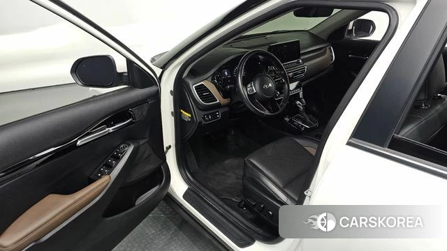 Kia Seltos 2020 Белый из Кореи, фото 2