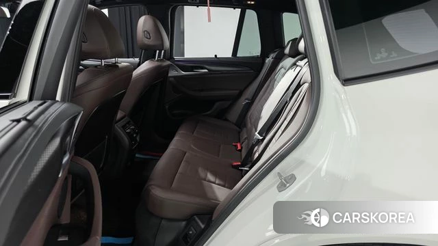 BMW X3 (G01) 2024 Белый из Кореи, фото 2