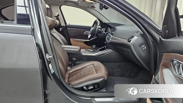 BMW 3 Series (G20) 2020 Серый из Кореи, фото 2