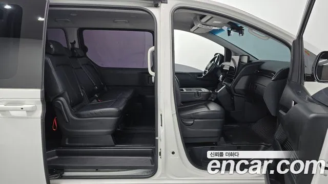 Hyundai Staria 2022 Белый из Кореи, фото 2