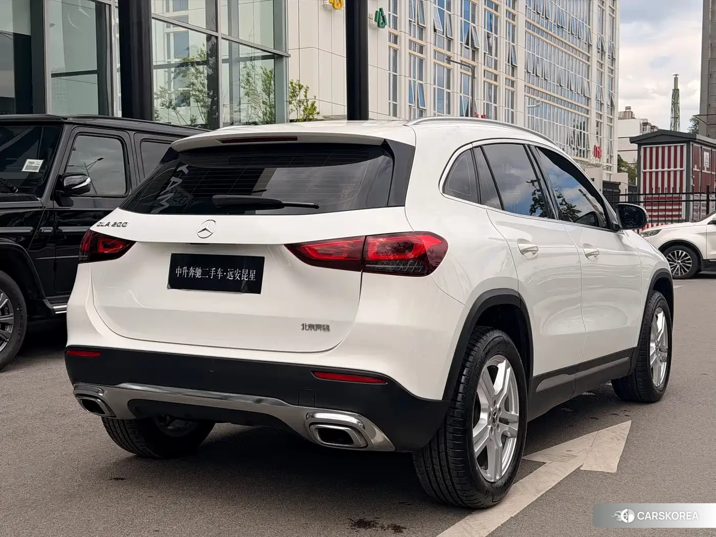 Mercedes-Benz GLA 2023 Белый из Китая, фото 2