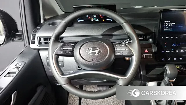 Hyundai Staria 2024 Серый из Кореи, фото 2