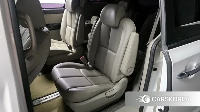 Kia The New Carnival 2018 Белый из Кореи, фото 2