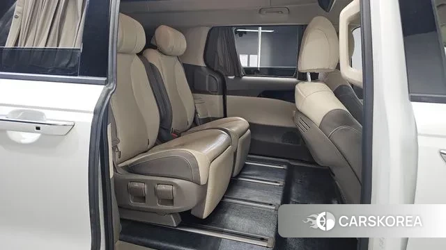 Kia The New Carnival 4th Generation 2024 Белый из Кореи, фото 2