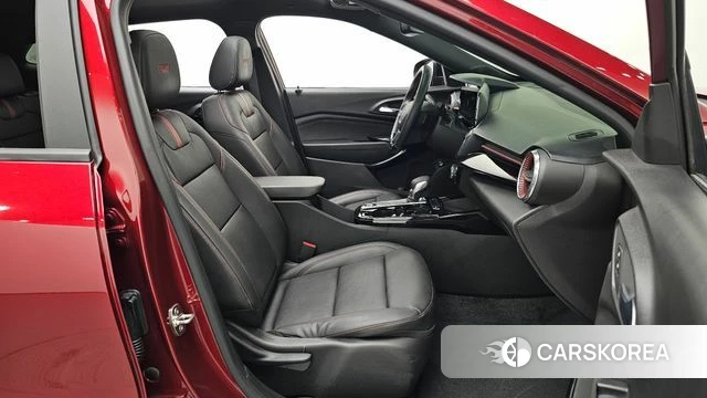 Chevrolet (GM Daewoo) Trax Crossover 2023 Красный из Кореи, фото 2