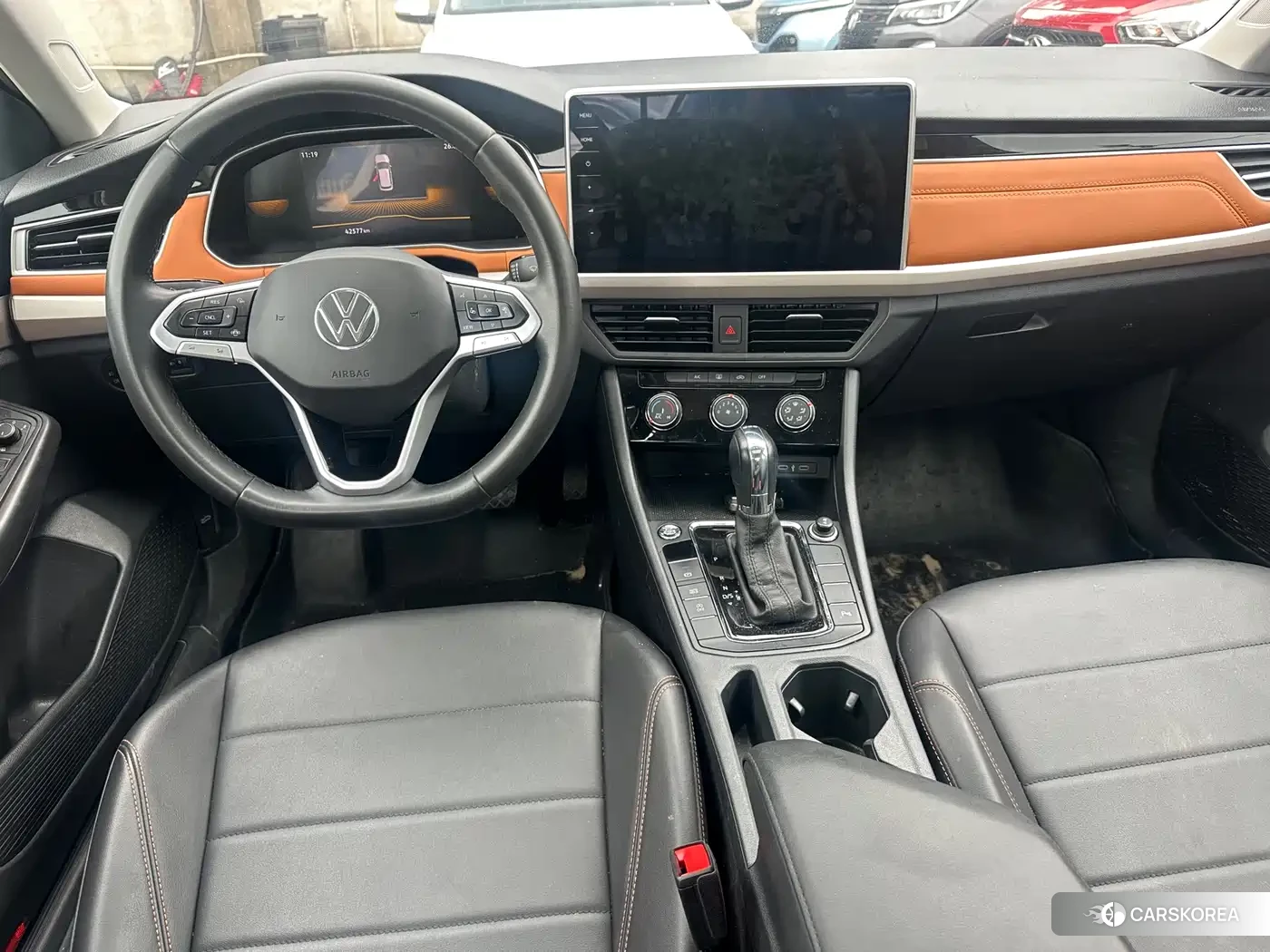 Volkswagen Bora 2024 Белый из Китая, фото 2