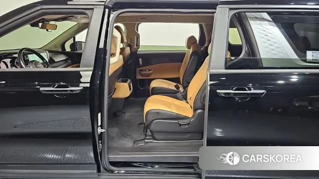 Kia Carnival 4th generation 2021 Черный из Кореи, фото 2