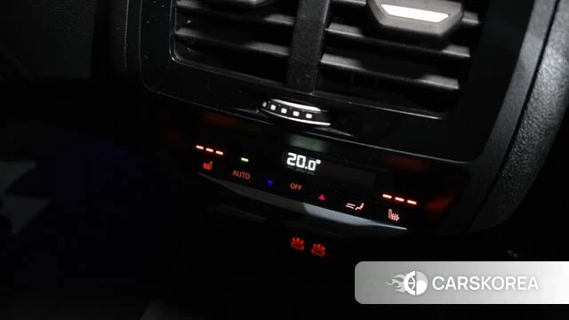 BMW X4 (G02) 2023 Черный из Кореи, фото 2