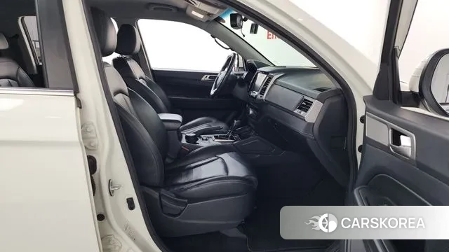 Ssangyong Rexton Sports 2018 Белый из Кореи, фото 2