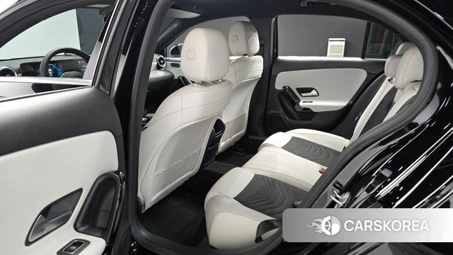 Mercedes-Benz A-Class W177 2019 Черный из Кореи, фото 2