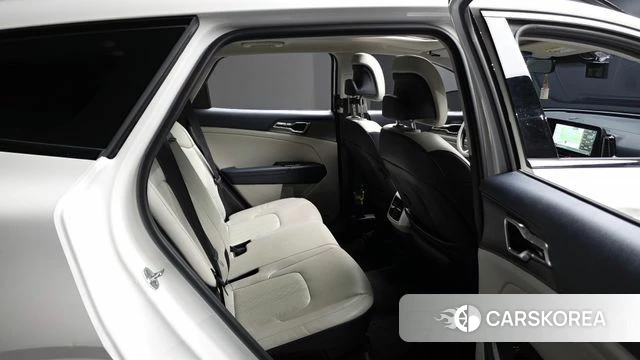Kia Sportage 5th Generation 2021 Белый из Кореи, фото 2
