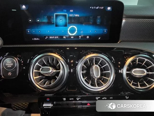 Mercedes-Benz A-Class W177 2021 Белый из Кореи, фото 2