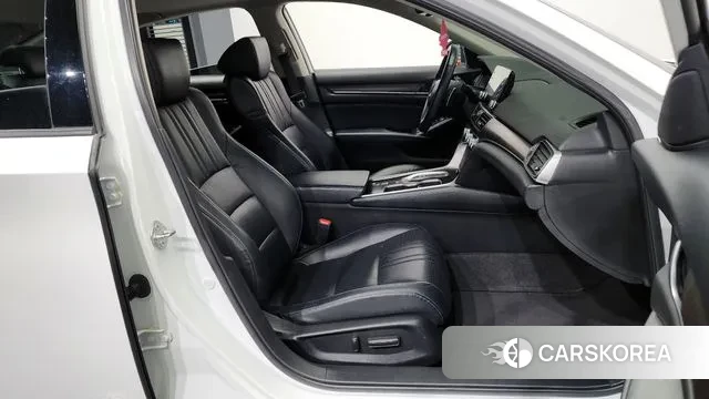 Honda Accord 10th Generation 2018 Белый из Кореи, фото 2