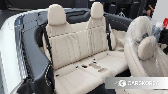 Mercedes-Benz CLE-Class C236 2024 Белый из Кореи, фото 2