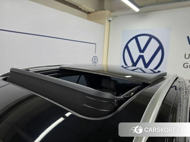 Volkswagen T-Roc 2021 Белый из Кореи, фото 2