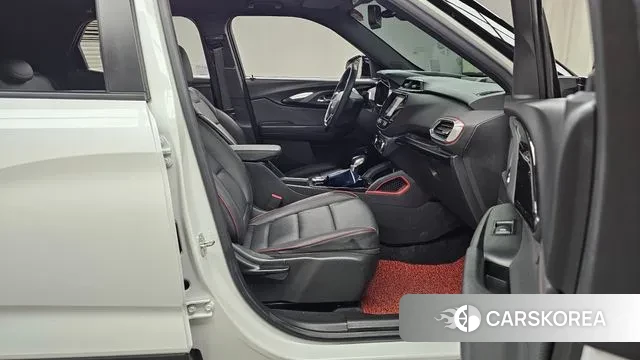 Chevrolet (GM Daewoo) Trailblazer 2021 Белый из Кореи, фото 2