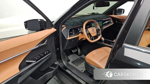 Ssangyong Torres 2022 Черный из Кореи, фото 2