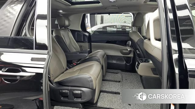 Kia The New Carnival 4th Generation 2024 Черный из Кореи, фото 2