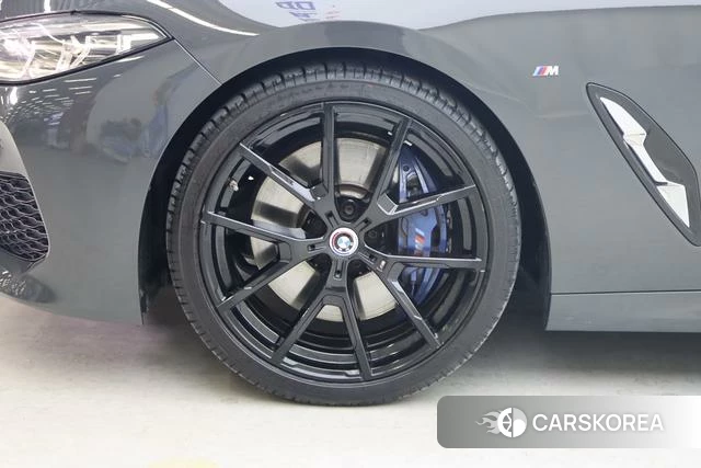 BMW 8 series id 3875974 из Китая 2