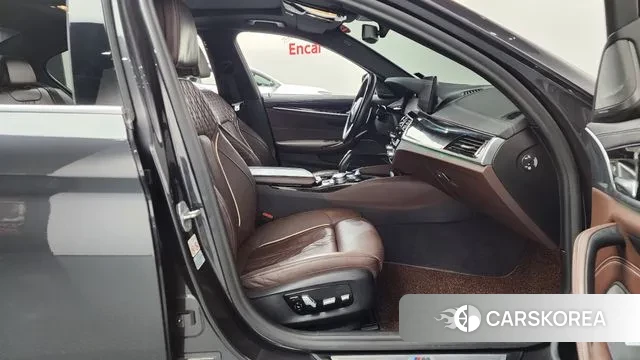 BMW 5 Series (G30) 2021 Серый из Кореи, фото 2