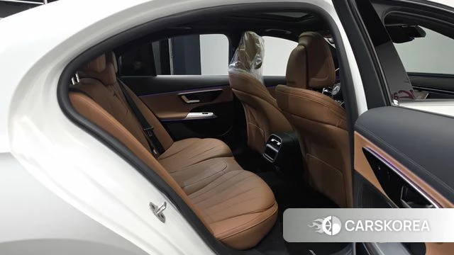 Mercedes-Benz E-Class W214 2025 Белый из Кореи, фото 2