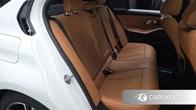 BMW 3 Series (G20) 2024 Белый из Кореи, фото 2