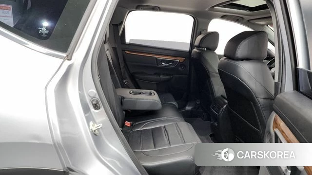 Honda CR-V 5th generation 2019 Серебристо-серый из Кореи, фото 2