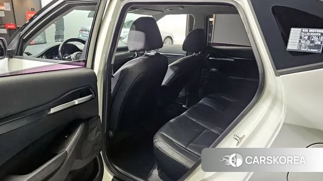 Kia Seltos 2020 Белый из Кореи, фото 2