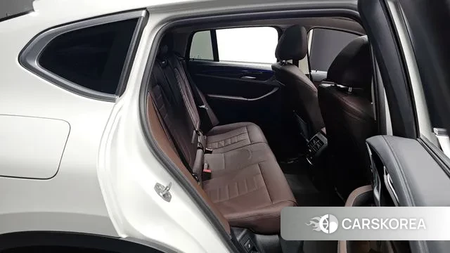 BMW X4 (G02) 2023 Белый из Кореи, фото 2